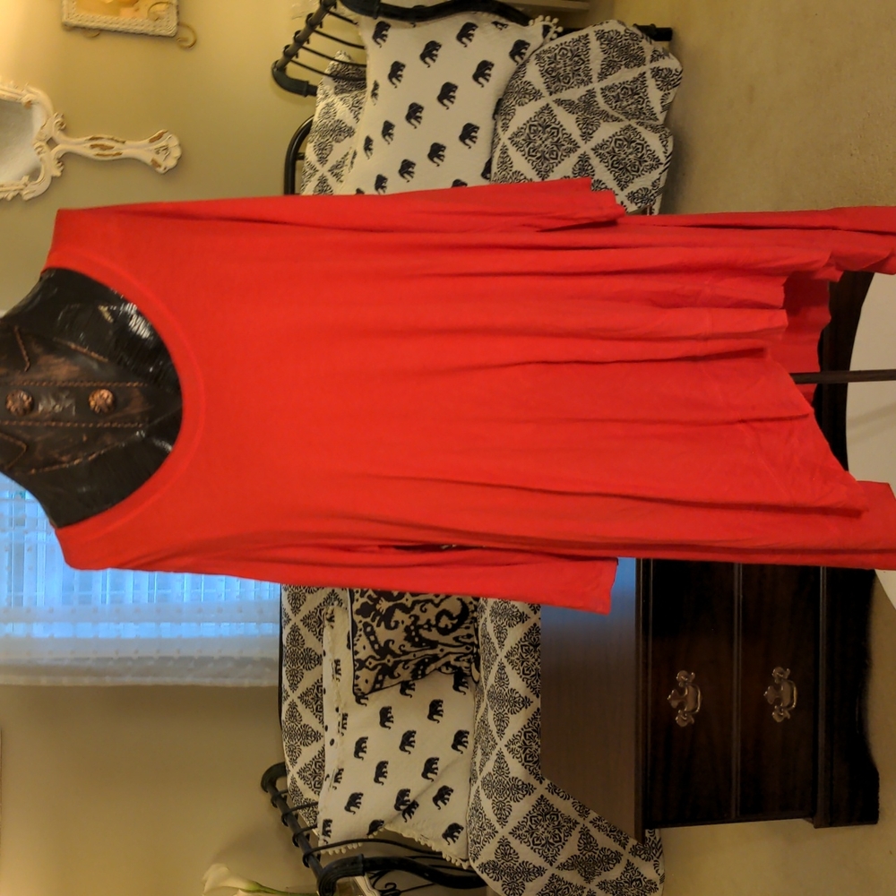 NWOT Ellen and Company Tunic